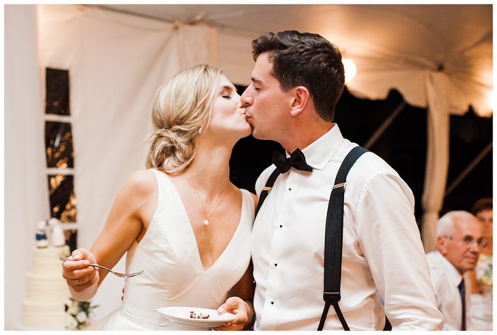 Bride and groom kiss after eating wedding cake| Ontario wedding| Toronto wedding photographer| 3photography