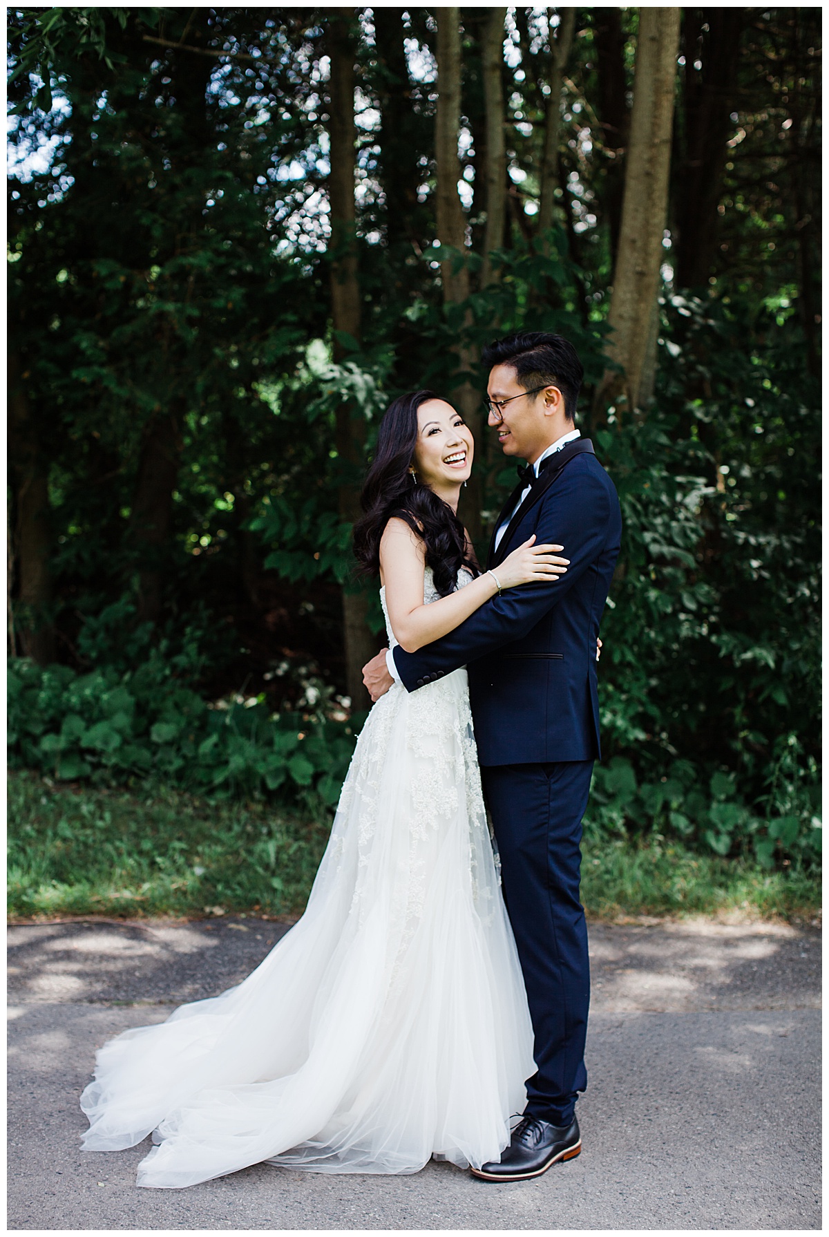 Bride smiles in grooms arms after first look| winery wedding| Toronto photographer| 3photography
